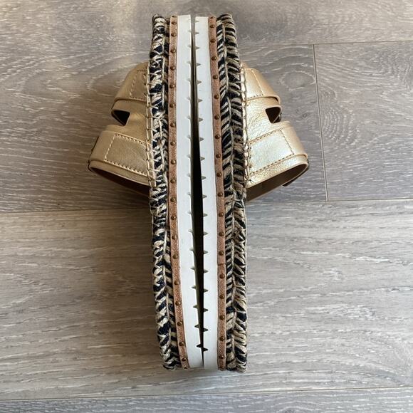 BCBGMAXAZRIA Women's Ma-quince Flip Flop 9.5 NEW - Picture 2 of 16